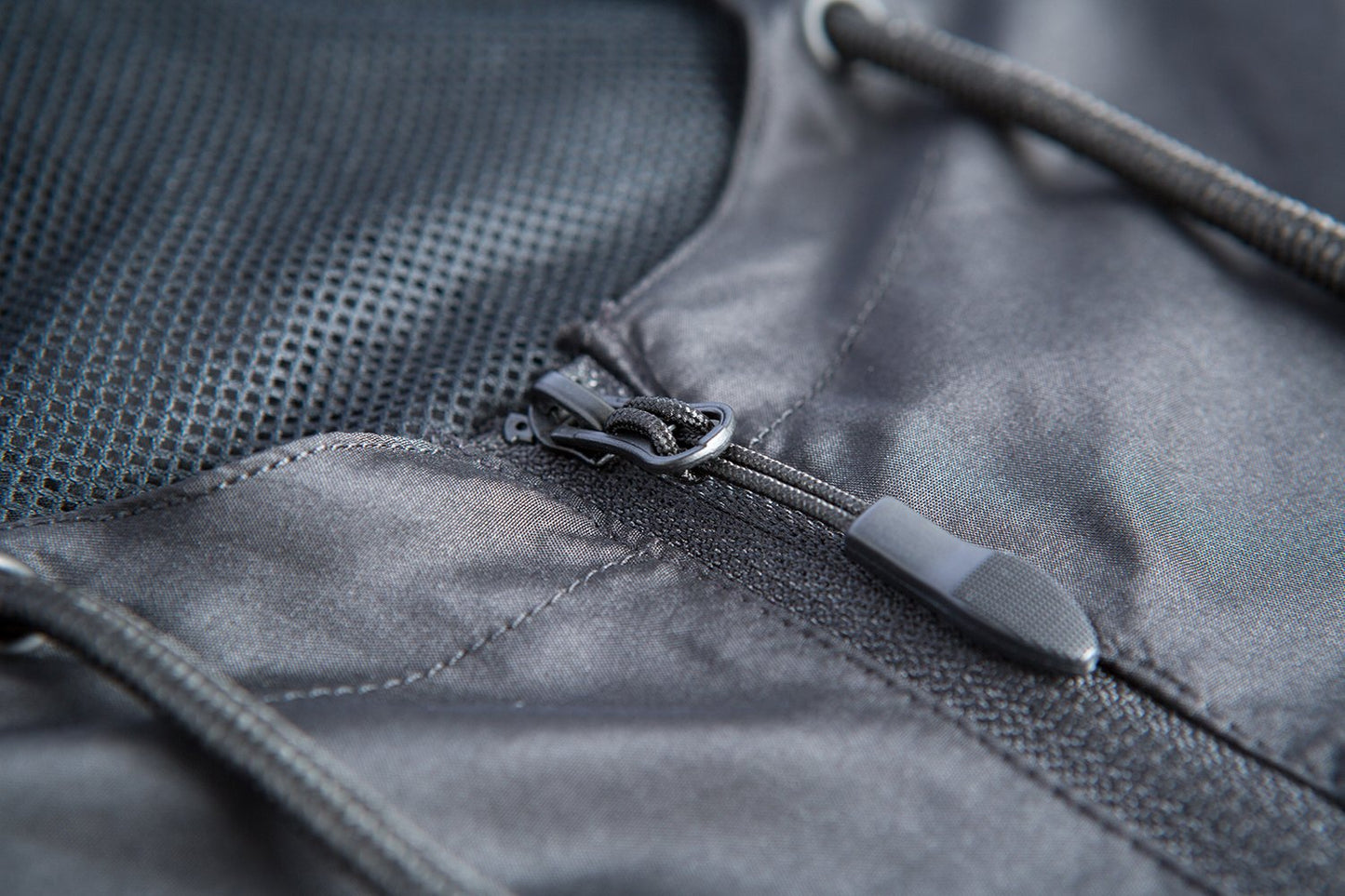 The Notus - Cammo Windbreaker