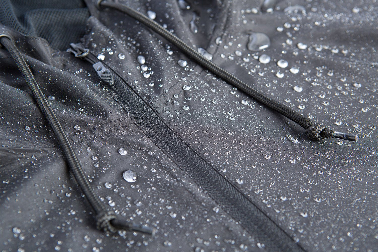 The Notus - Cammo Windbreaker