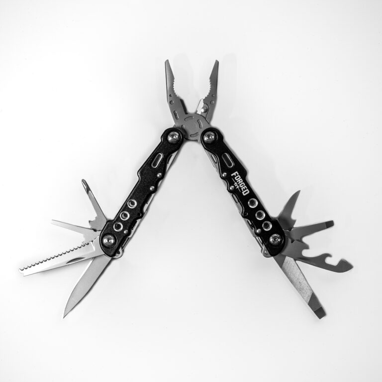 The Essential Multi-Pliers with Sheath